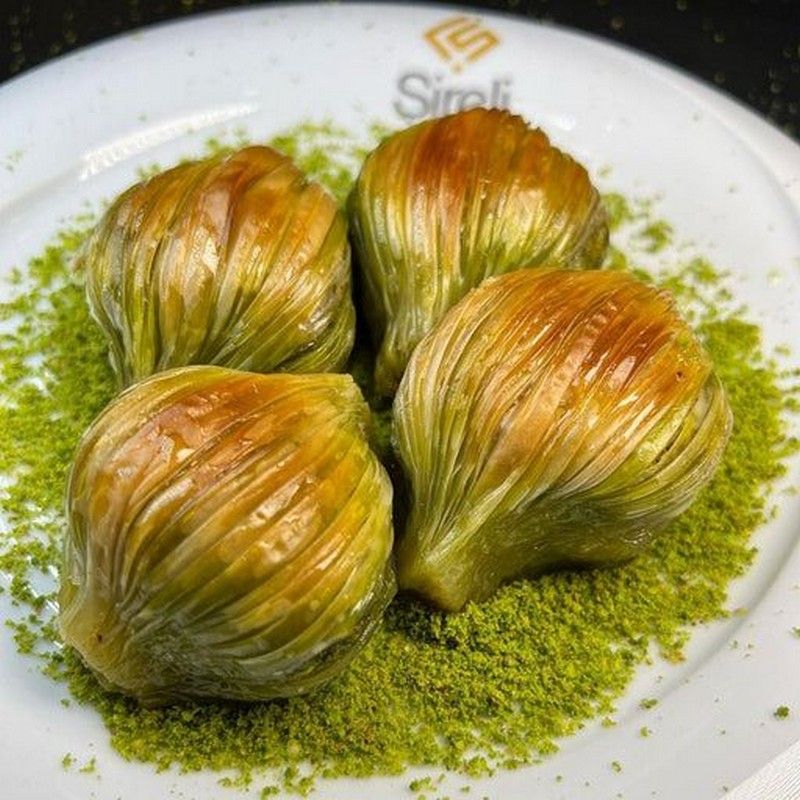 Eyvan Pastanesi sarı midye